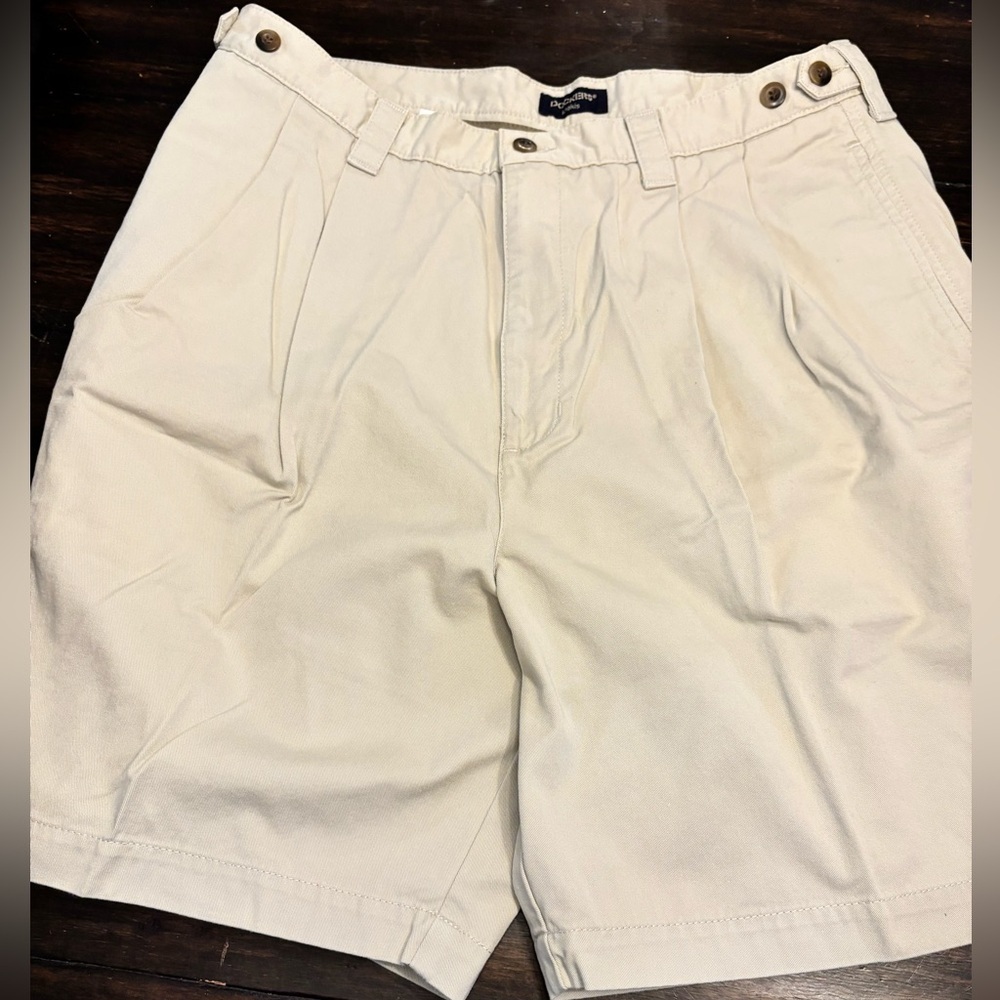 Dockers Men's Tan Flat Front Shorts size 36 Classic